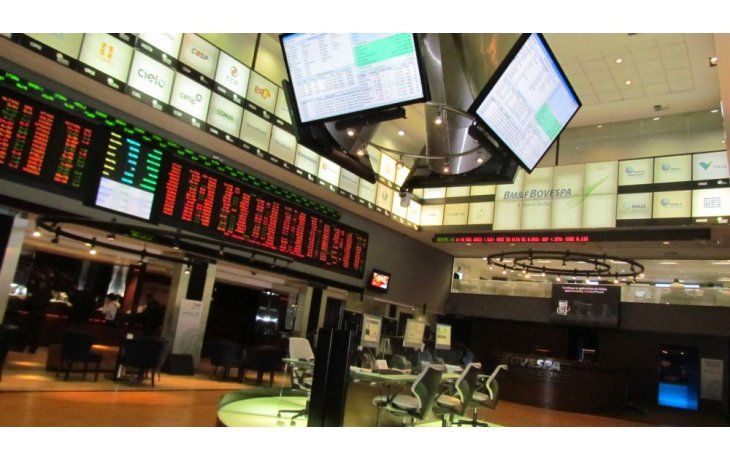 El Bovespa cayó un 0,4% y el real se apreció un 0,2% a 3,09