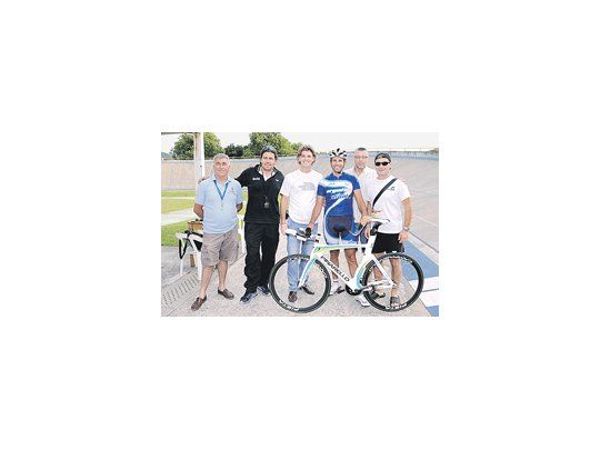 Scioli, en bicicleta.