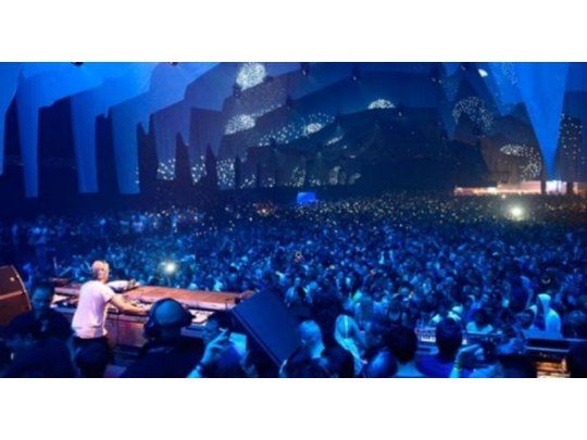 A veces te ofrecen droga, a veces no, aseveró Juan,  participante de la fiesta