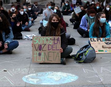 La juventud mundial vuelve a las calles para luchar contra el cambio climático
