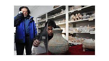 La urna tiene 2.400 años de antigüedad (Foto: News.cn)