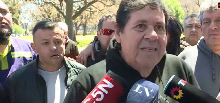 Segovia advirtió que seguirá la medida de fuerza. Segovia advirtió que seguirá la medida de fuerza.