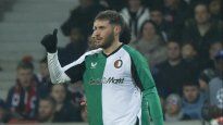 Santiago Giménez jugó solo 28 minutos con el Feyenoord ante Lillle. En ese alpso le anularon un gol, marcó otro y salió lesionado. Sin embargo, esta mañana Milan envió una nueva oferta al club neerlandés para adqiurir sus servicios.