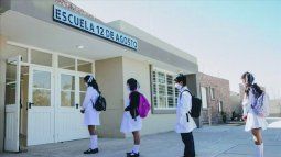 Desafío. El ciclo lectivo 2021 arrancó con una combinación entre una “presencialidad cuidada” y la enseñanza virtual, que ahora la segunda ola pone en tensión.