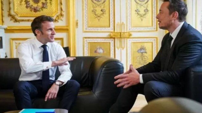 Elon Musk, con Macron.&nbsp;