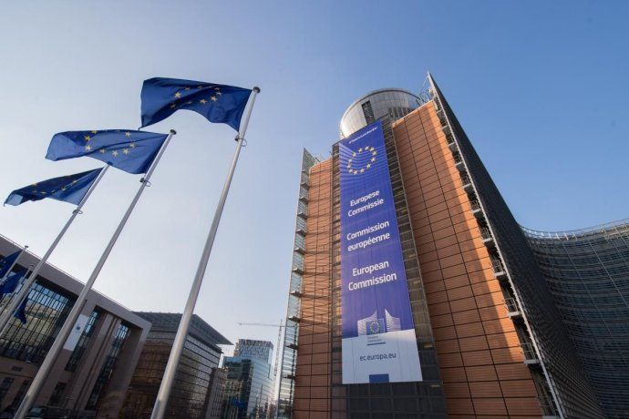 La Unión Europea sigue de cerca la gestión de Javier Milei. La Unión Europea sigue de cerca la gestión de Javier Milei.