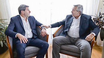 Compañeros. Alberto Fernández almorzó con Sergio Uñac. También estuvo Santiago Cafiero. El candidato presidencial y Cristina harán campaña desacoplados.&nbsp;