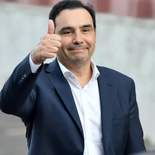 Gustavo Valdés no confirma si aceptará presdir la UCR. Hoy asumió como senador provincial. Gustavo Valdés no confirma si aceptará presdir la UCR. Hoy asumió como senador provincial.