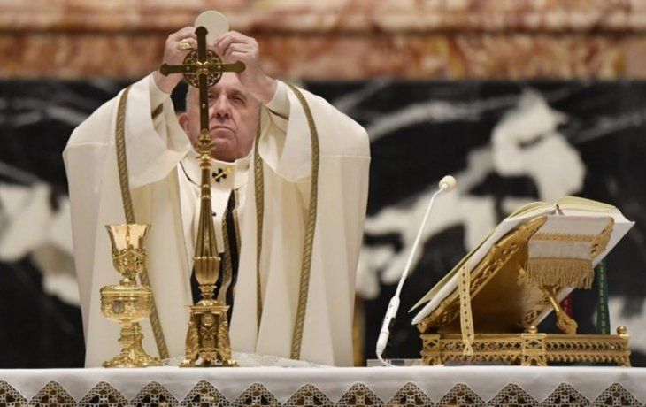 El papa Francisco durante la misa de Gallo.