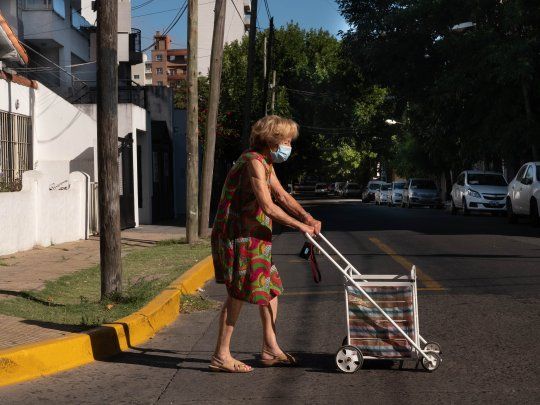 El Servicio Meteorológico Nacional adviritó por las altas temperaturas en la Ciudad de Buenos Aires y 11 provincias.