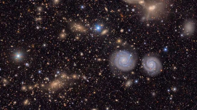 Las primeras fotos del universo tomadas por la cámara digital más grande del mundo.