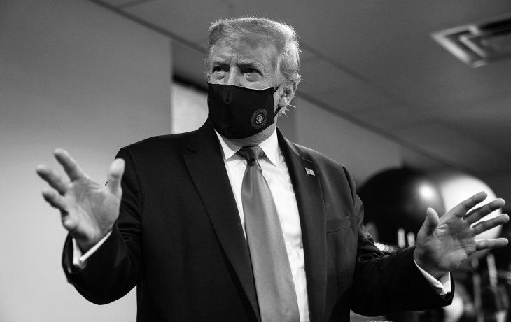Donald Trump cambió su política frente a la lucha con la pandemia, con las elecciones en la mira.