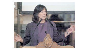La ministra de Economía, Felisa Miceli, explicó que la línea de créditos permitirá incrementar la capacidad de producción en la Argentina.