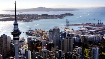 A partir de este domingo, los habitantes de Auckland deberán permanecer en sus casas.