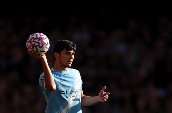 El zaguero del Manchester City es la gran esperanza de los asiáticos.