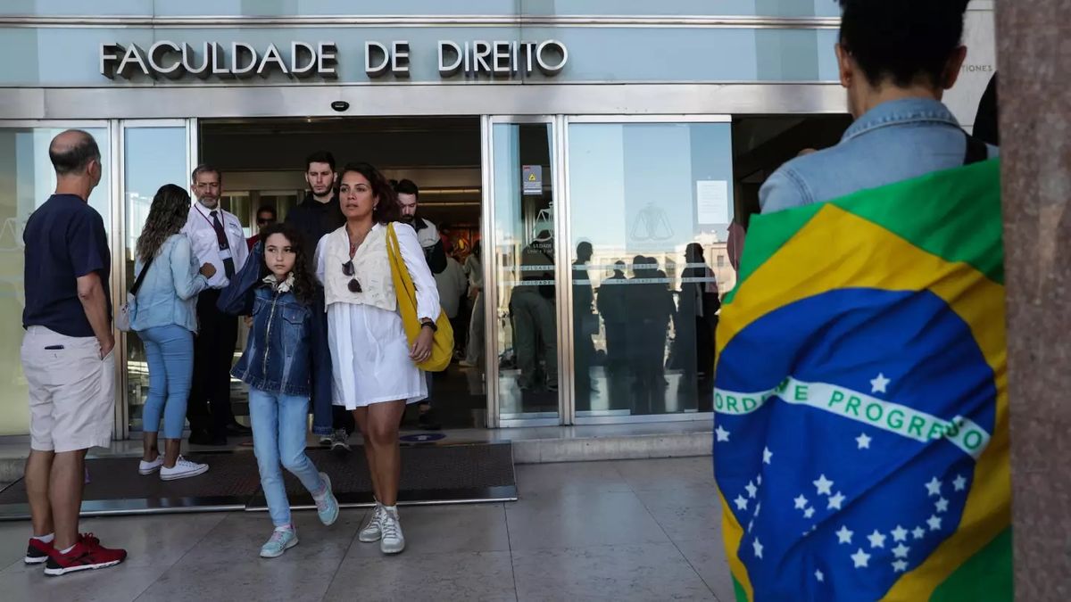 Lula took a wide advantage in the vote abroad