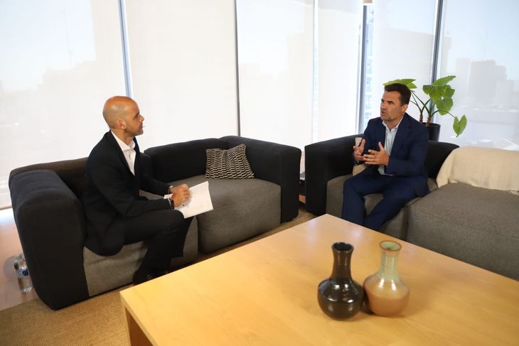 “Un país que apuesta al desarrollo económico, tiene que tener energía en cantidad y calidad. Y tiene que tener la energía en un lugar donde un vecino quiere vivir y donde una pyme se quiere instalar”, señaló Martínez.