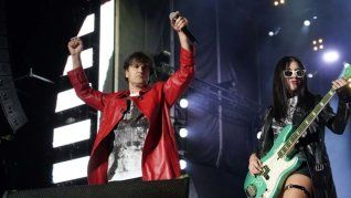 Ciro y Luli durante uno de los shows del regreso de Los Piojos. Ciro y Luli durante uno de los shows del regreso de Los Piojos.