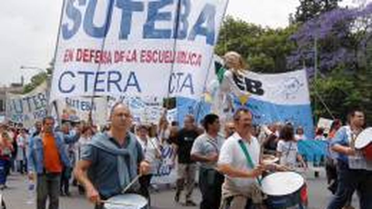 Hoy se inicia paro de 48 horas de docentes bonaerenses