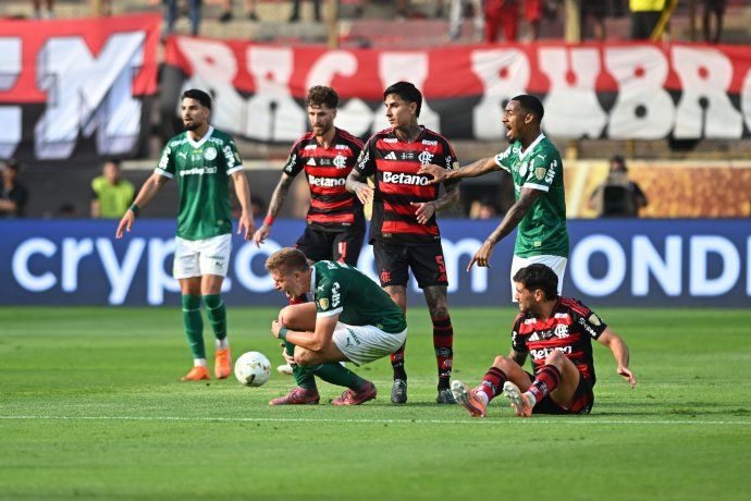 La figura del Mengao sorprendió a todos con su decisión.