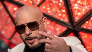 La iniciativa, prevista para el 10 de julio, surgió a partir de una propuesta de los fans del artista Pitbull. La iniciativa, prevista para el 10 de julio, surgió a partir de una propuesta de los fans del artista Pitbull.