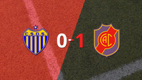 colegiales gano por la minima en su visita a dock sud