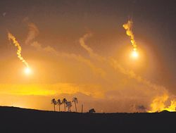 El escudo israelí llamado Cúpula de Hierro se ha mostrado efectivo en la intercepción de cohetes en la actual guerra. El Gobierno de Benjamín Netanyahu planea ampliarlo ante la posibilidad de un futuro conflicto con Irán. El escudo israelí llamado Cúpula de Hierro se ha mostrado efectivo en la intercepción de cohetes en la actual guerra. El Gobierno de Benjamín Netanyahu planea ampliarlo ante la posibilidad de un futuro conflicto con Irán.