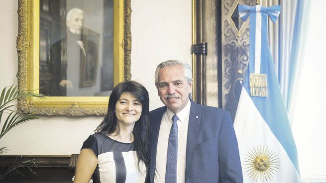 encuentro. Alberto Fernández se reunió ayer con Greta Pena.