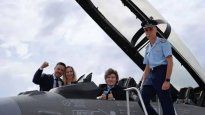 El Gobierno amplió el decreto sobre el programa de cazas F-16.