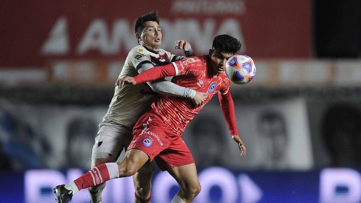 Argentinos Juniors visit Nacional of Paraguay for the Copa Sudamericana: time, TV and formations