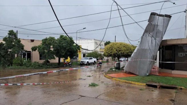 Destrozos por el temporal en Bragado.