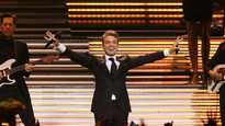 ¿Es Luis Miguel o su doble?
