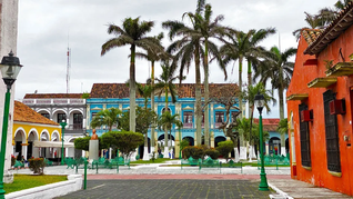 el pueblito de veracruz con casitas de colores a orillas de un rio que enamora para visitar en febrero 2026