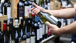 Cinco etiquetas premium para descorchar el Día del Amigo