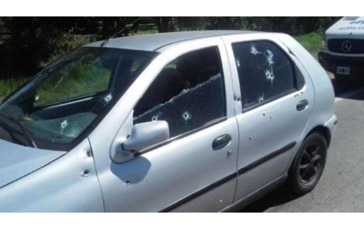Tres muertos y un herido tras ataque contra auto donde viajaba un preso con salidas transitorias