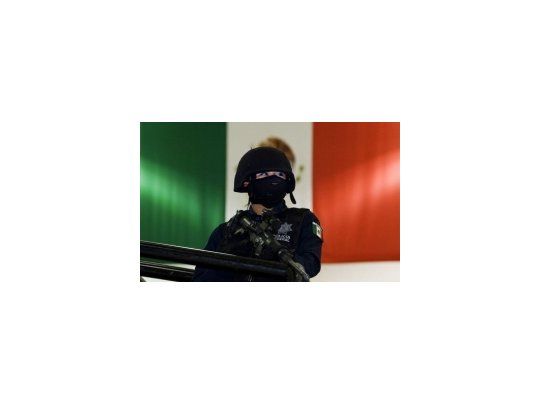 En México dan de baja a 3.200 agentes por violaciones a la ley