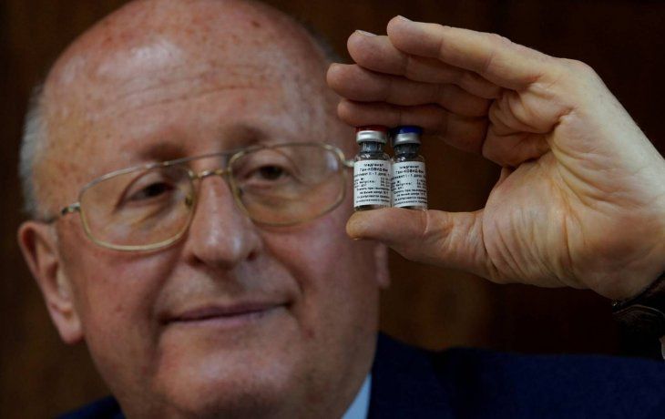 Alexander Ginstubrg, artífice de la vacuna Sputnik V advirtió que la letalidad del Covid-19 puede aumentar a raíz de las nuevas variantes.