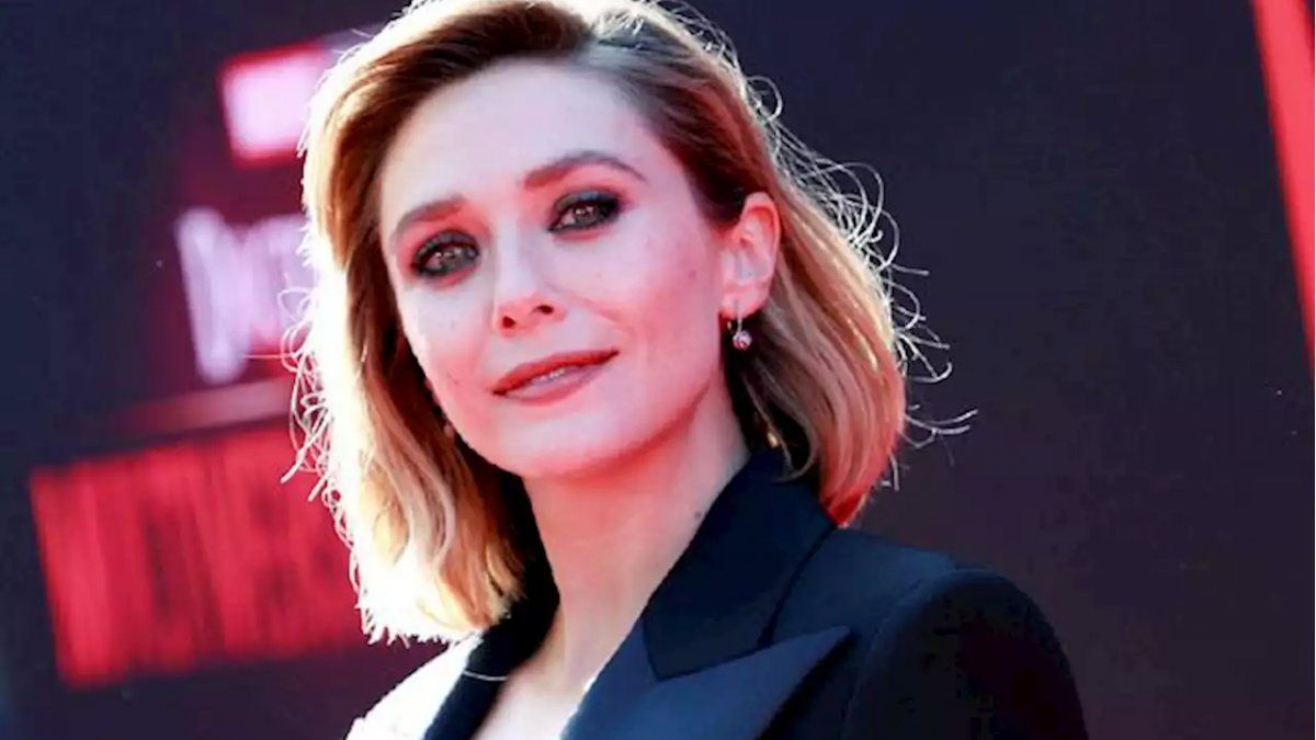 Elizabeth Olsen takes aim at directors who criticize Marvel movies