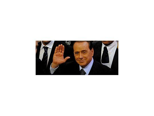 Italia: Berlusconi, más duro con la inmigración ilegal