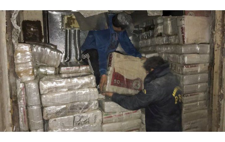 La Policía halló la droga en un camión térmico con doble fondo que fue interceptado cuando circulaba por la zona