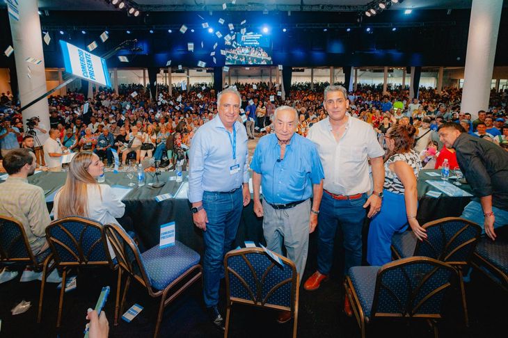 El sindicalista Armando Cavalieri mostró músculo en Parque Norte. El sindicalista Armando Cavalieri mostró músculo en Parque Norte.