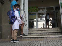 alberto fernandez dejo abierta la posibilidad de extender la suspension de las clases presenciales