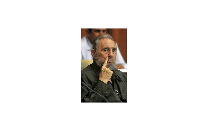 Fidel Castro advirtió que Venezuela arderá como el Bogotazo si asesinan a Chávez.