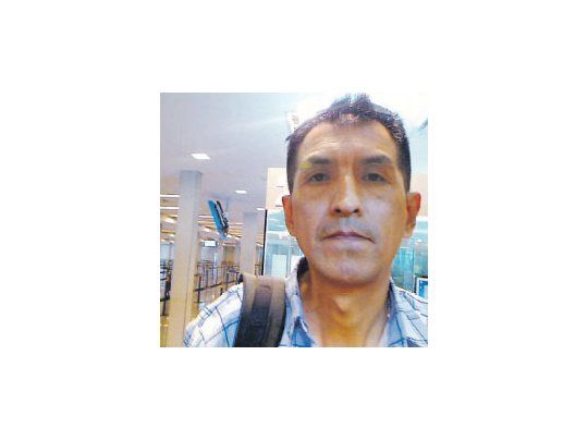 Tito Franklin Ayllon Escobar tiene 44 años y es el principal sospechoso de haber violado a una joven pasajera. Tiene lo que se llama “red note” en el sector de “wanted persons” de la página de Interpol. Es de nacionalidad boliviana.