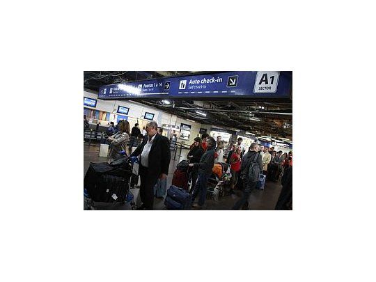 Un despido amenaza con paralizar Aeroparque