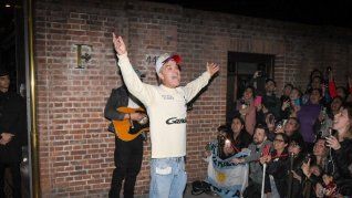 Robbie Williams y un show improvisado en las calles de Buenos Aires.