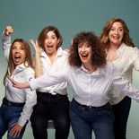 Julia Zenko como la madre y Laura Novoa, Eugenia Guerty y Karina Piñeiro protagonizan Las que gritan. Julia Zenko como la madre y Laura Novoa, Eugenia Guerty y Karina Piñeiro protagonizan Las que gritan.