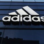 El CEO de Adidas, Bjorn Gulden, reconoció su sorpresa por la magnitud de la caída bursátil y defendió la estrategia de inversión de la empresa.