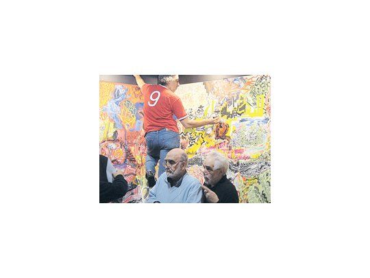 Desde 2007, Luis Felipe Noé y Eduardo Stupía colaboran activamente en «La Línea Piensa» en el Centro Borges, y se hacen tiempo para inaugurar una exposición propia.