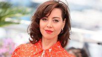 Con papeles en cine independiente y series premiadas, Aubrey Plaza se convirtió en referente de la actuación y productora de proyectos exitosos.
